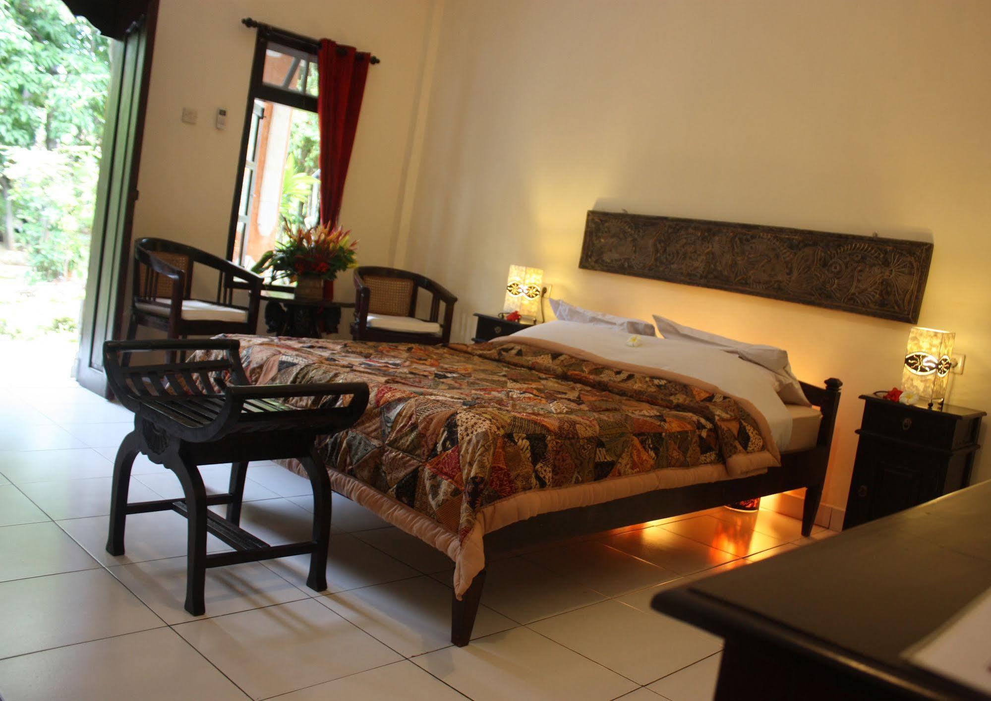 Rambutan Boutique Hotel Ловина Экстерьер фото