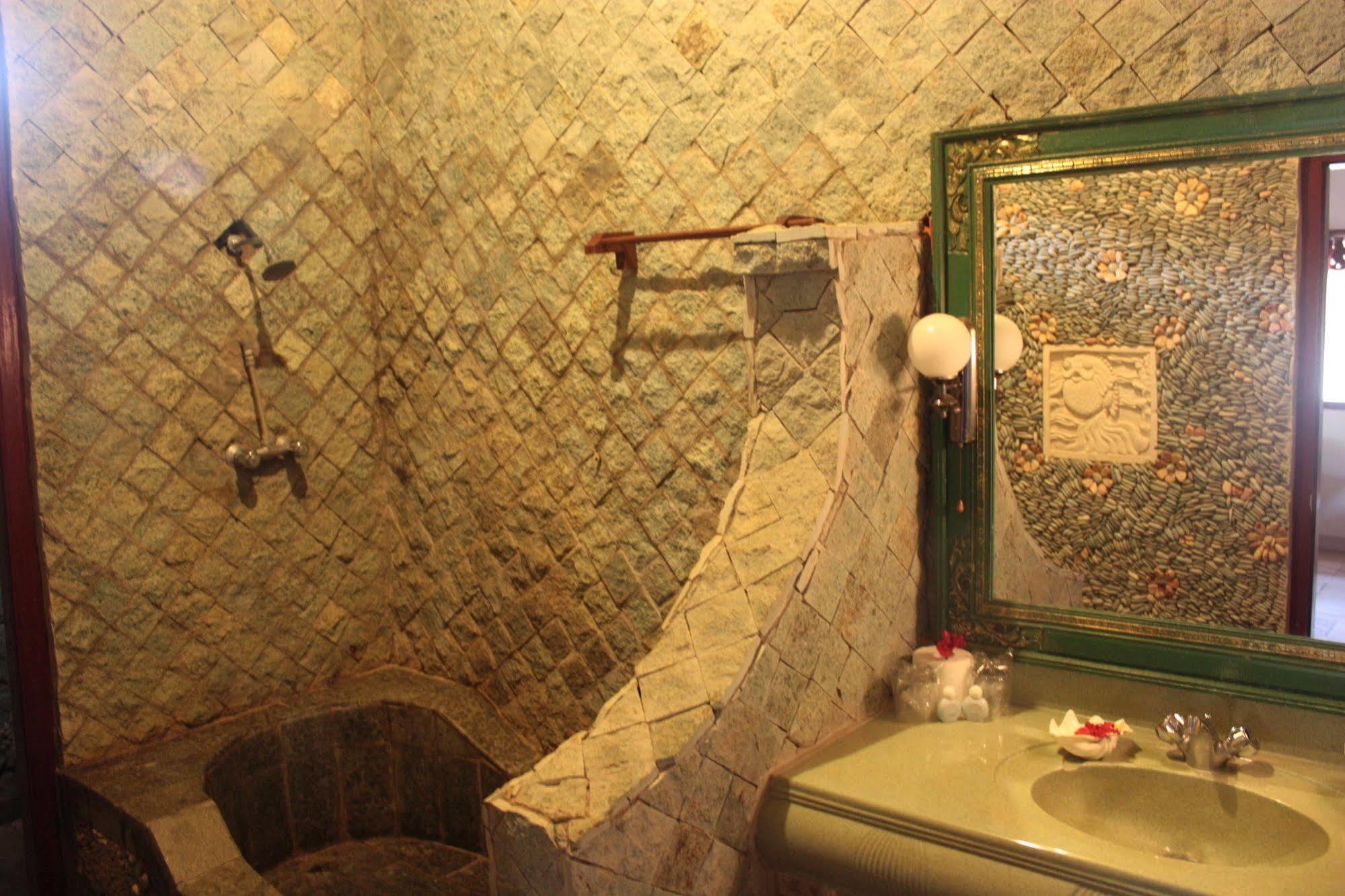 Rambutan Boutique Hotel Ловина Экстерьер фото